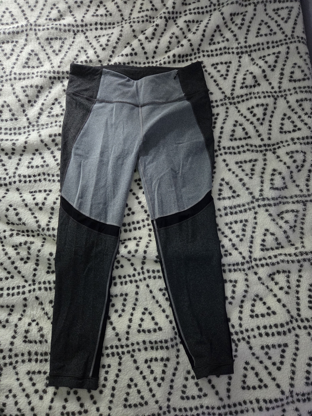 Calia High-Rise Gray Workout 7/8 Leggings with Hidden Zipper Pocket Size Large